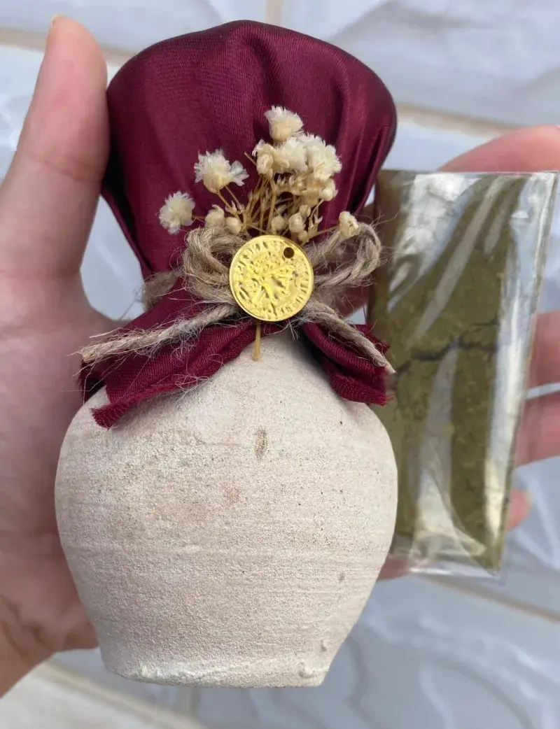 جرة مع كيس حنة — أعراس