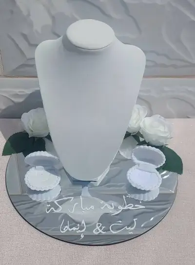 ستاند خطوبة — ستاندات
